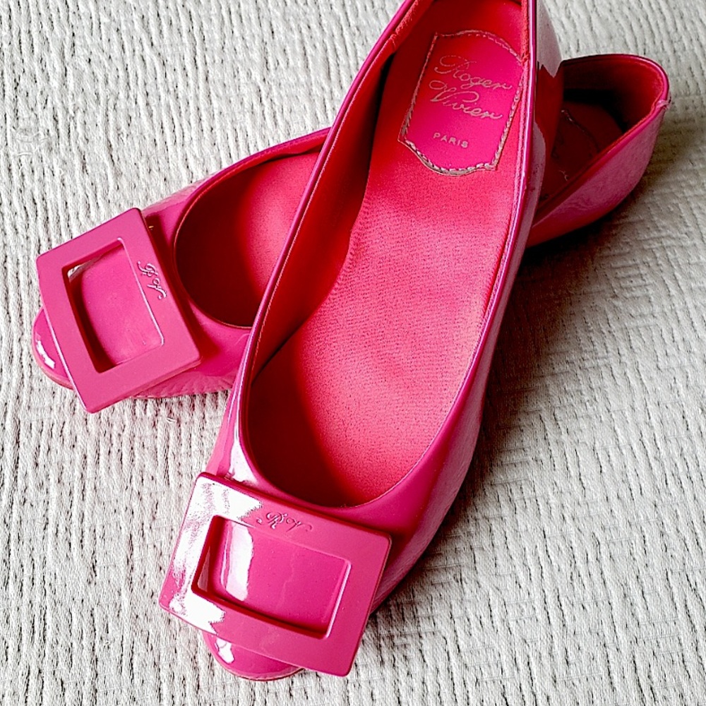 RV Pink Patent Leather Flats w/ Buckle
